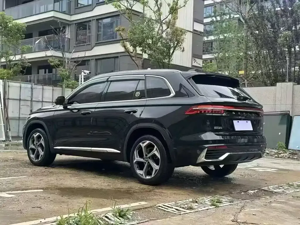 Geely Xingyue L — фото 9