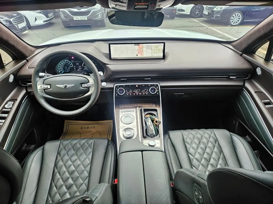 Genesis GV80 — фото 10