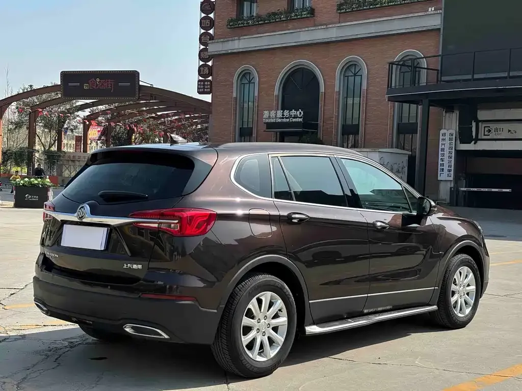 Buick Envision Plus — фото 6