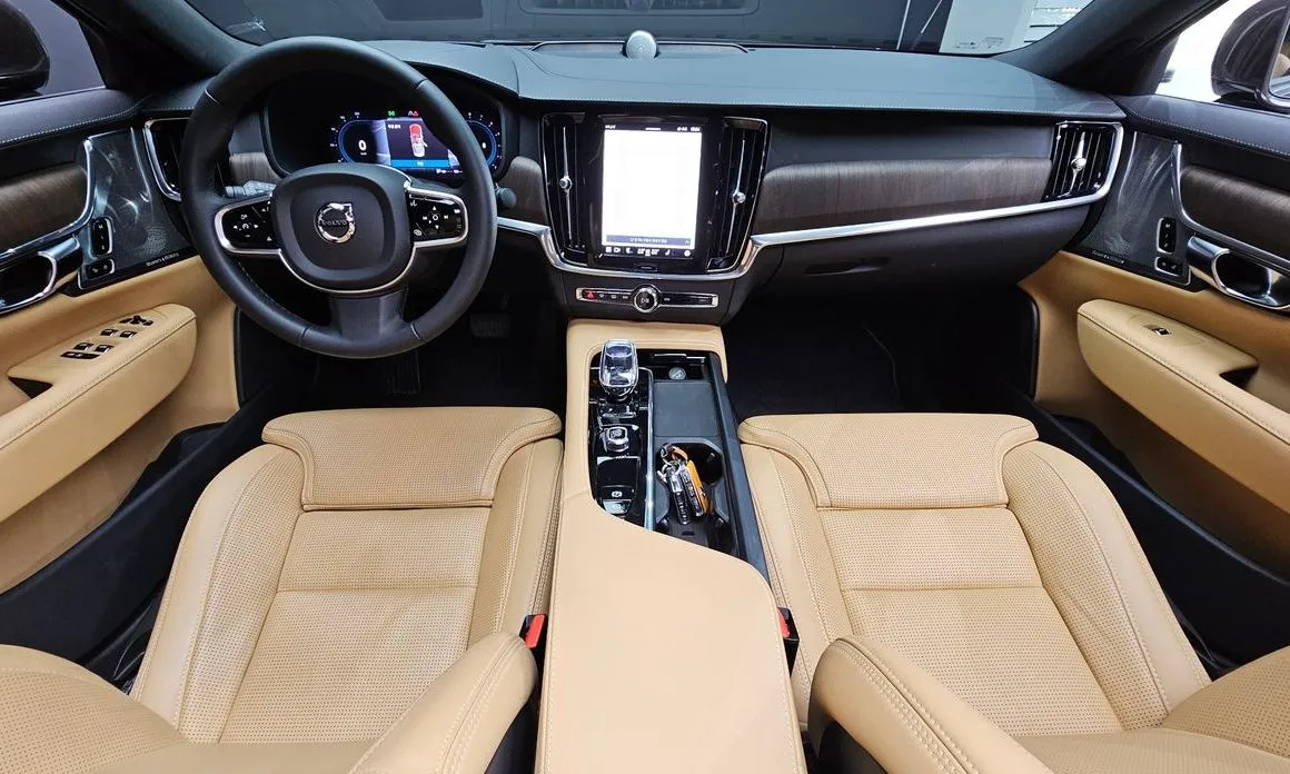 Volvo S90 2024 из KR, фото 6