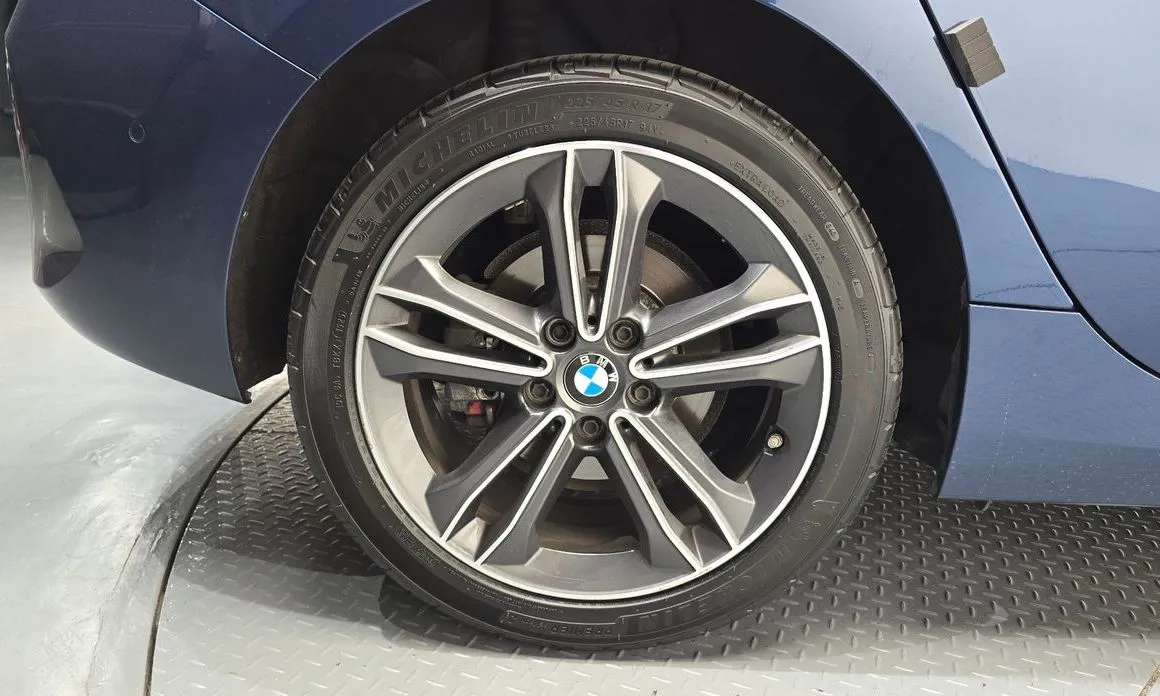 BMW 1-Series 2021 из KR, фото 3