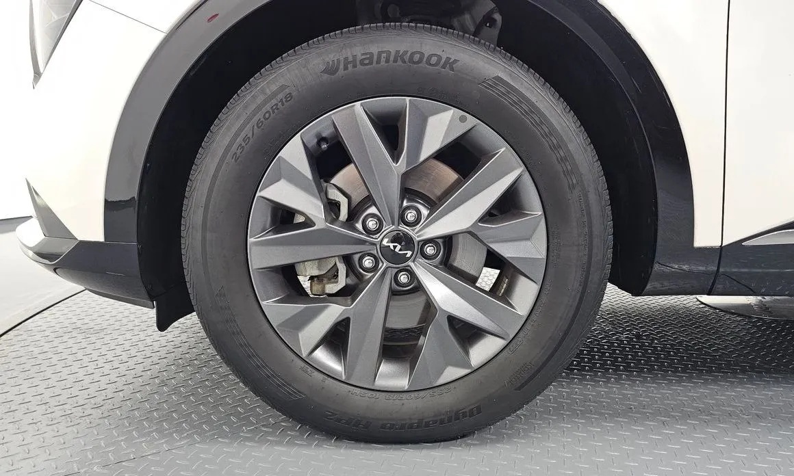 Kia Sportage — фото 6