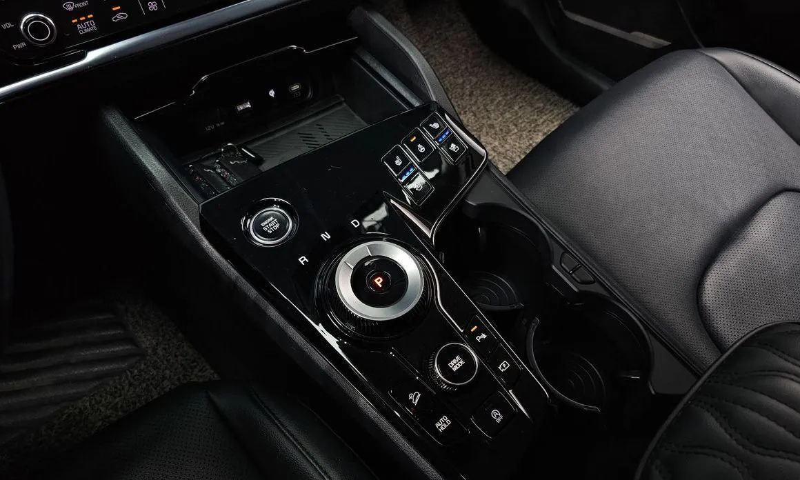 Kia Sportage — фото 9