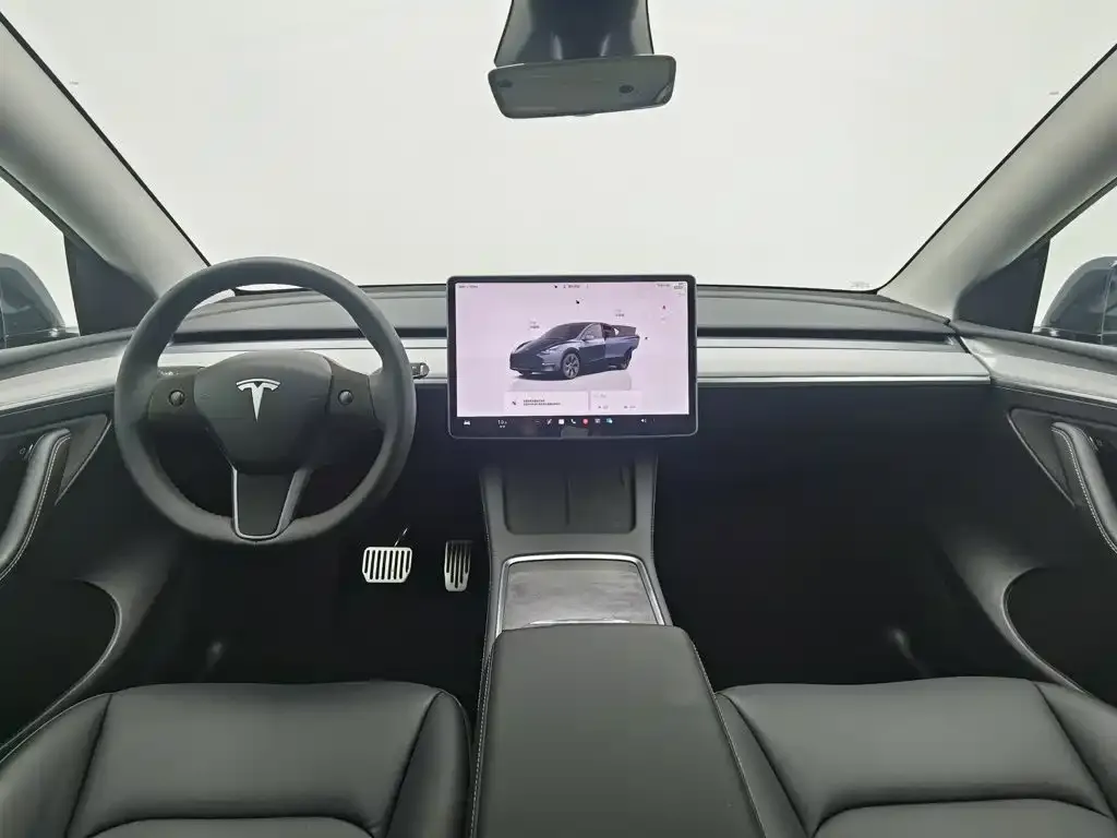 Tesla Model Y — фото 5