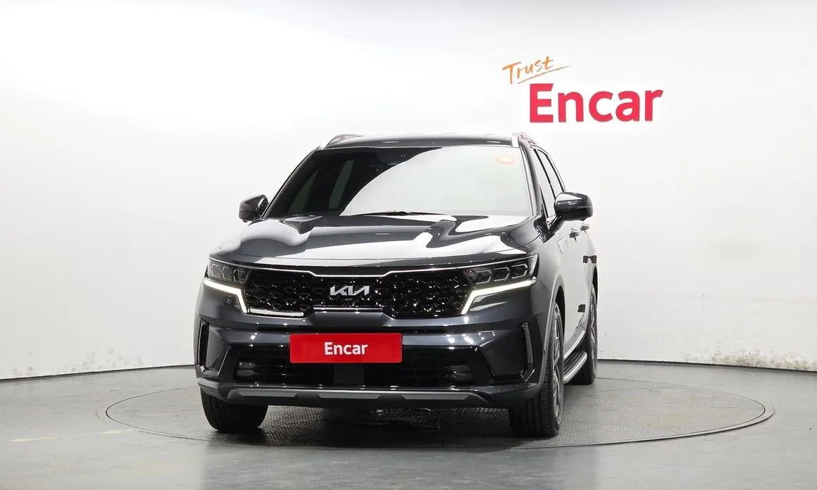 Kia Sorento — фото 6