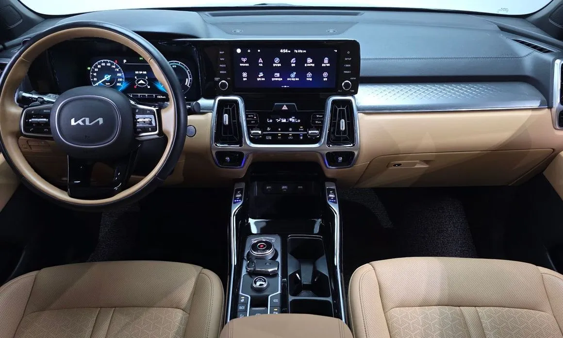 Kia Sorento — фото 7