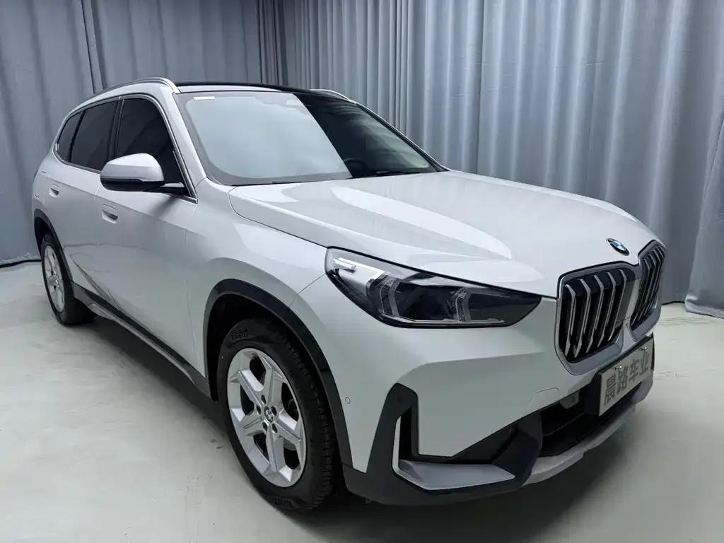 BMW X1 — фото 4