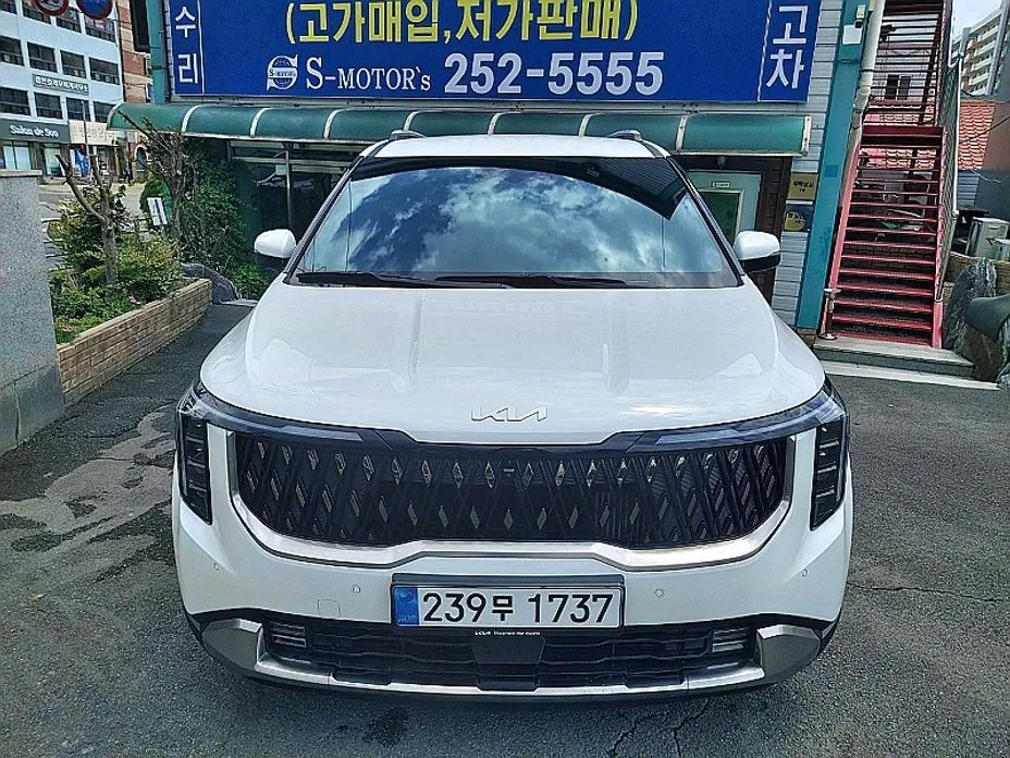 Kia Carnival — фото 10