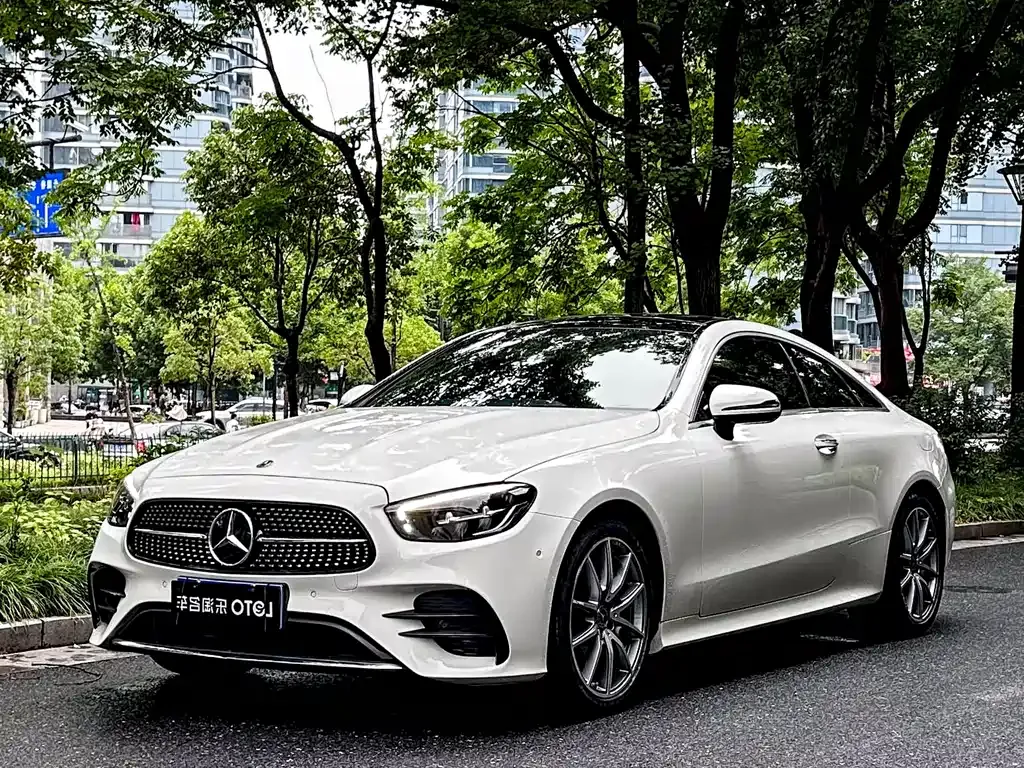 Mercedes-Benz E-Class (Import) — фото 1