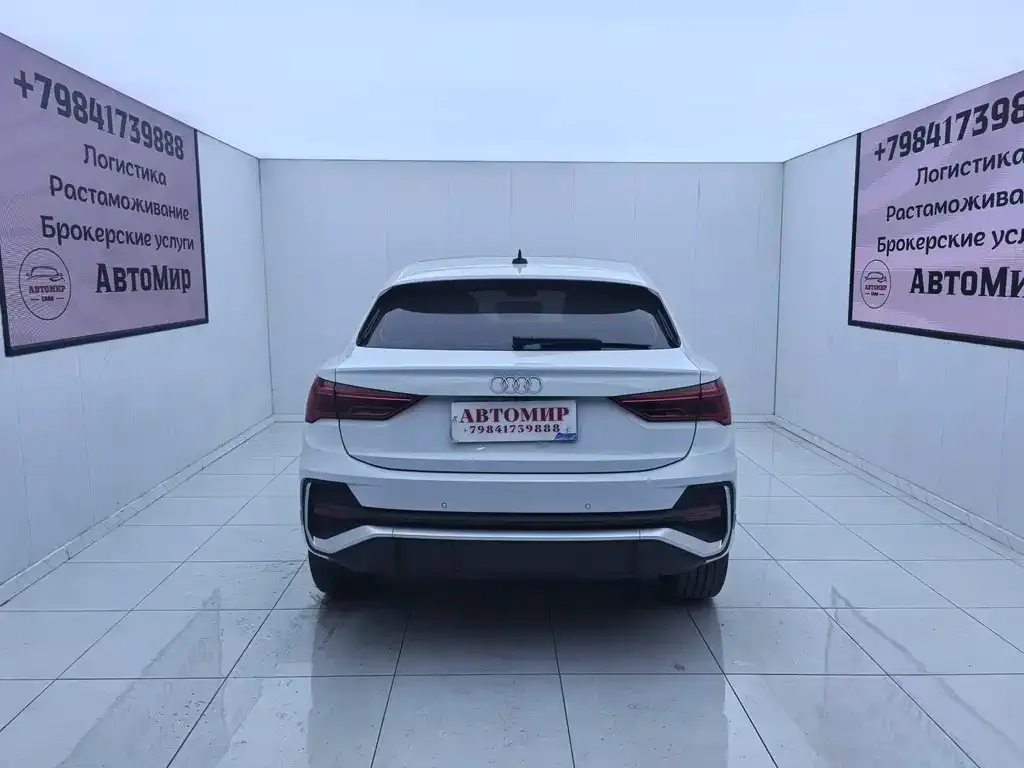 Audi Q3 Sportback — фото 9