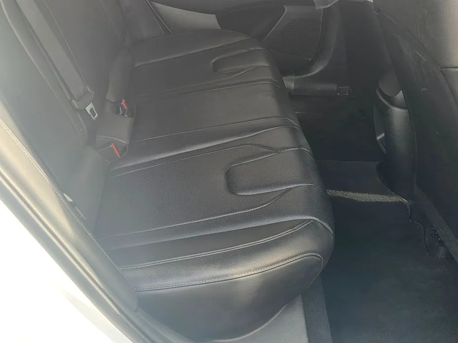 Hyundai AVANTE — фото 3