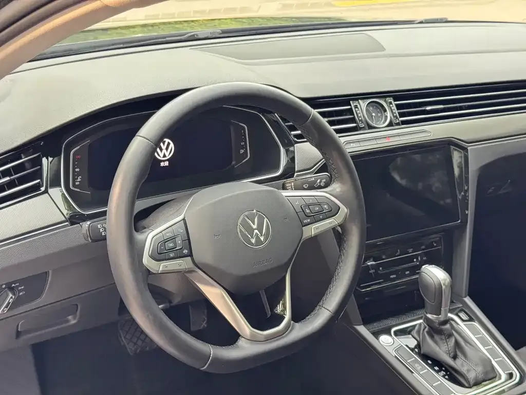 Volkswagen Magotan 2022 из CN, фото 9