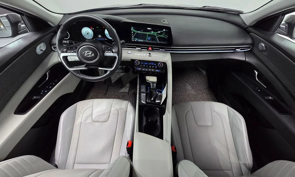 Hyundai AVANTE — фото 7