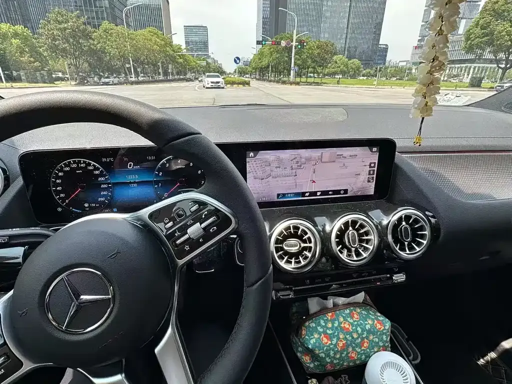 Mercedes-Benz GLA — фото 2