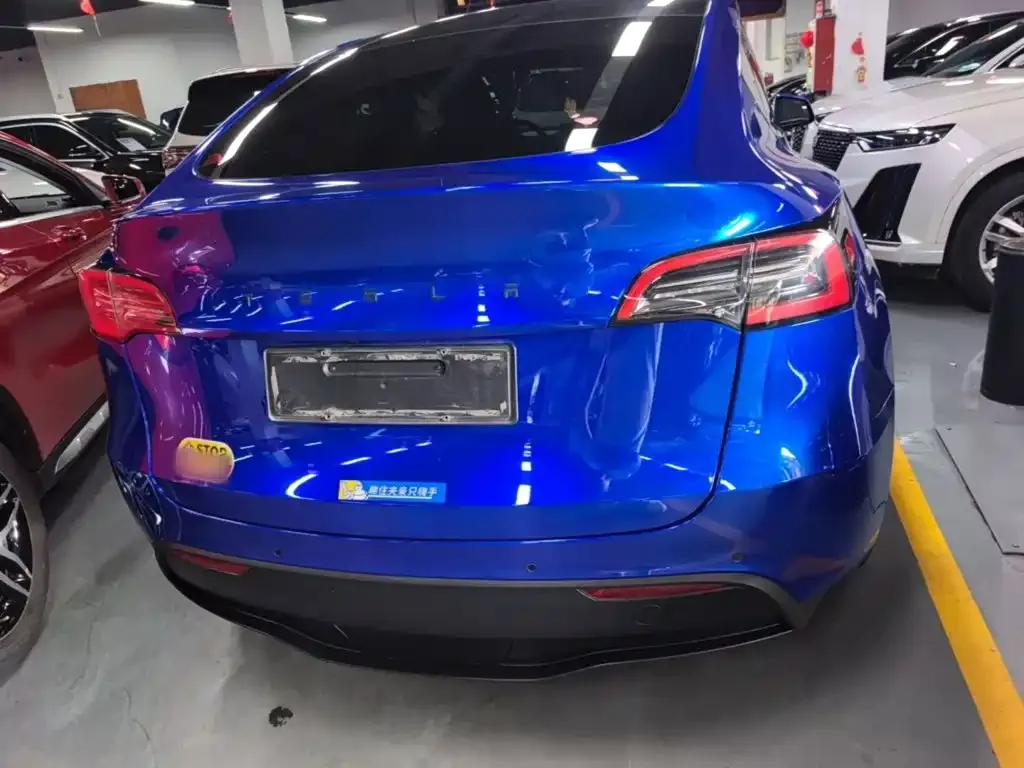Tesla Model Y — фото 7