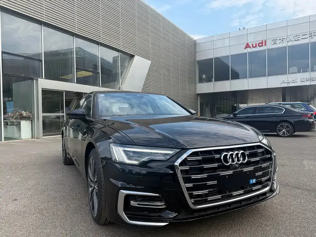Audi A6L — фото 9