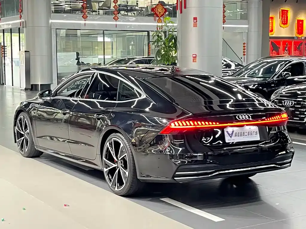Audi A7 — фото 7