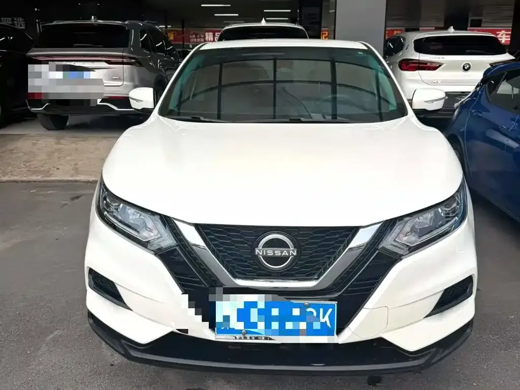 Nissan Qashqai — фото 4