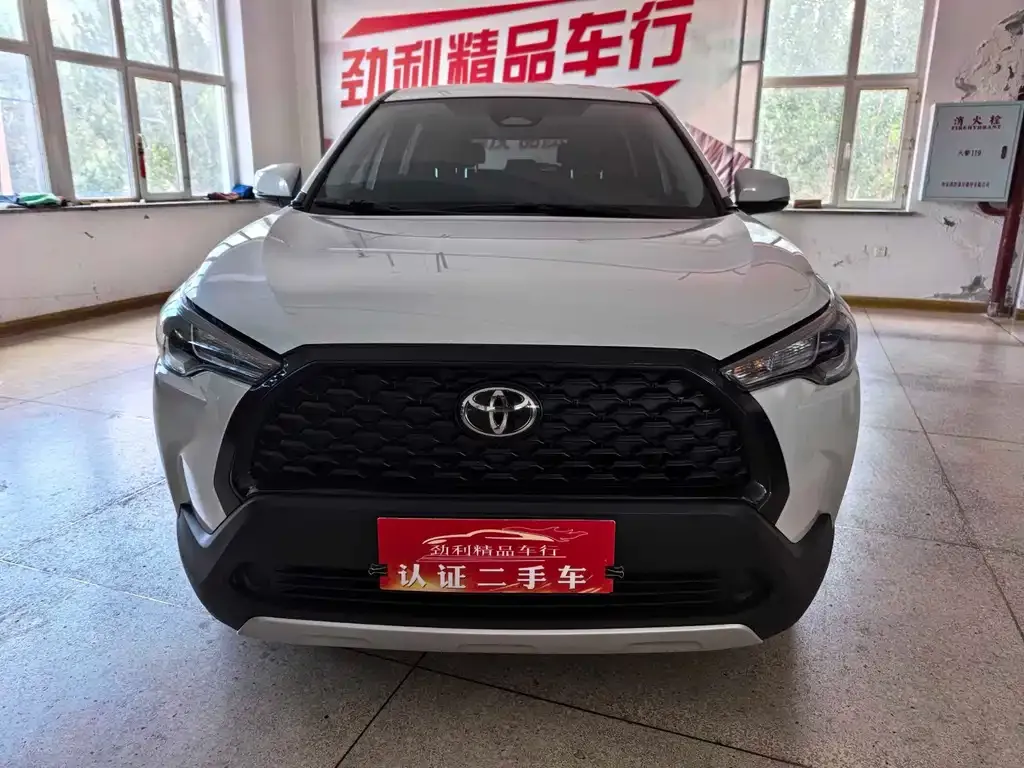 Toyota Corolla Cross 2024 из CN, фото 3