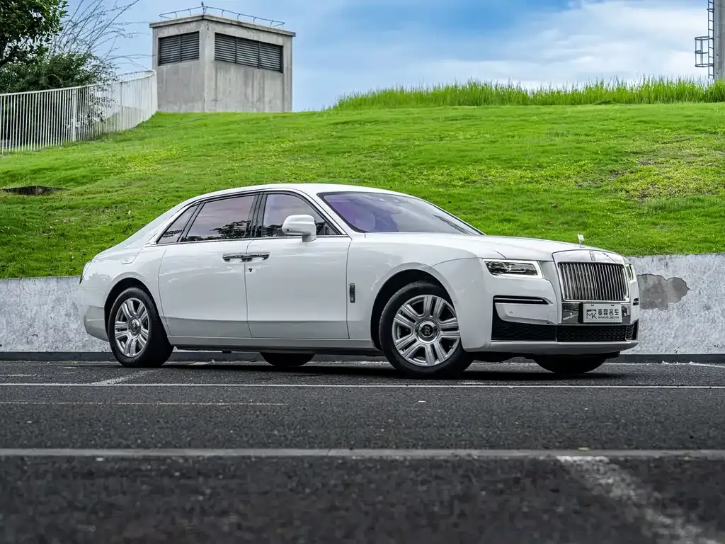 Rolls-Royce Ghost — фото 9