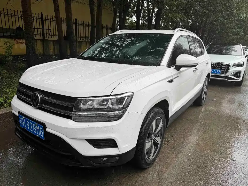 Volkswagen Tharu — фото 1