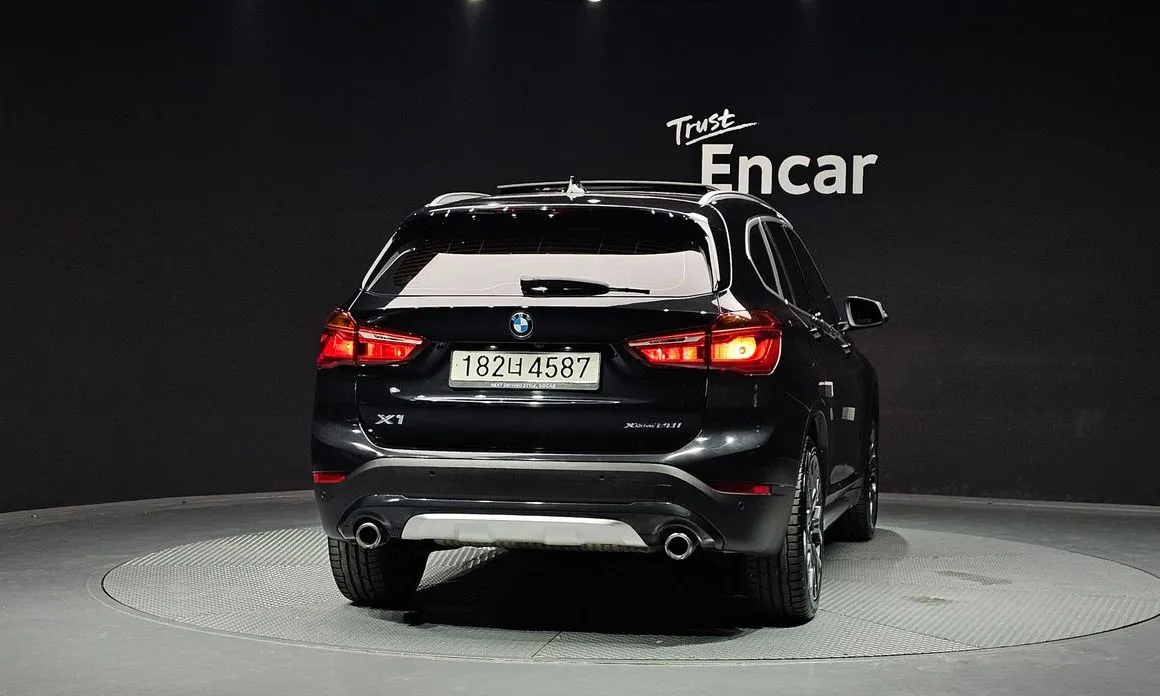 BMW X1 2022 из KR, фото 2