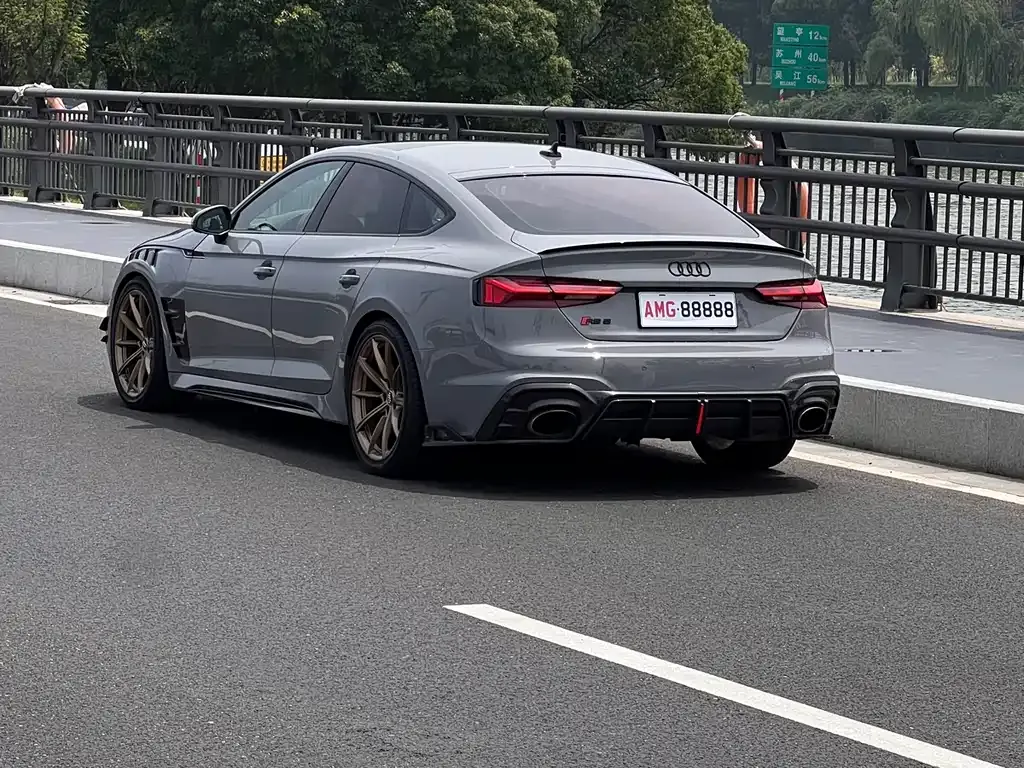 Audi RS 5 — фото 8