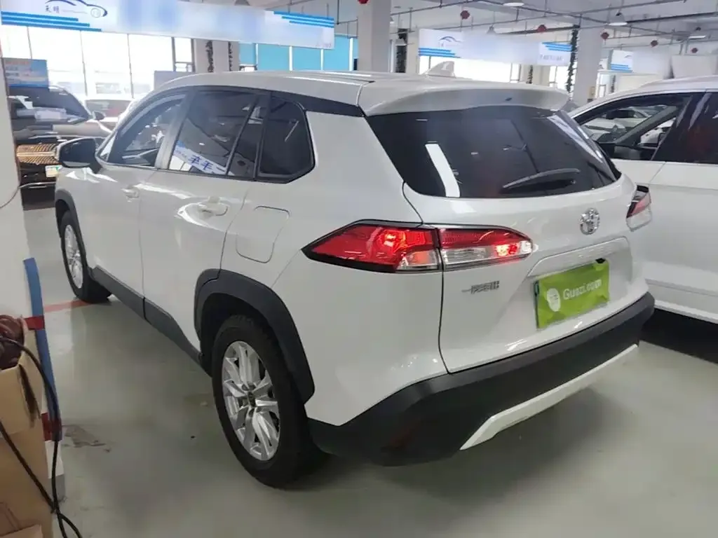 Toyota Corolla Cross — фото 3
