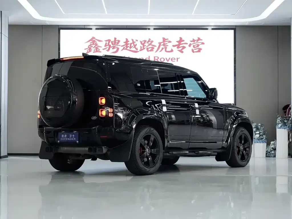 Land Rover Defender — фото 5