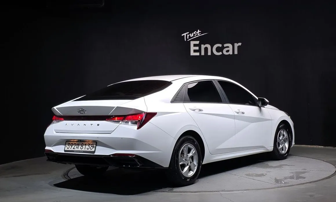 Hyundai AVANTE — фото 9