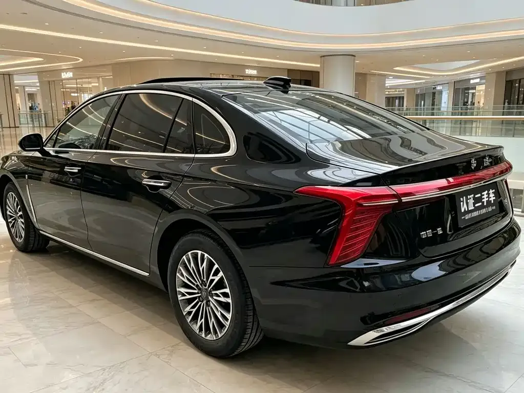 Hongqi H5 — фото 2