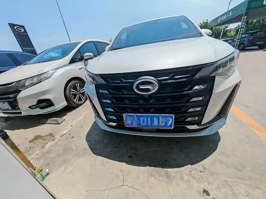 GAC Motor Trumpchi M6 — фото 10