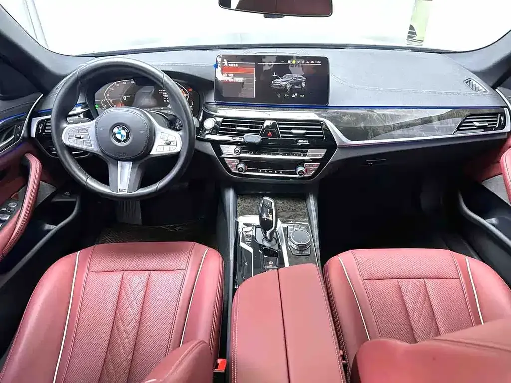BMW 5 Series — фото 6