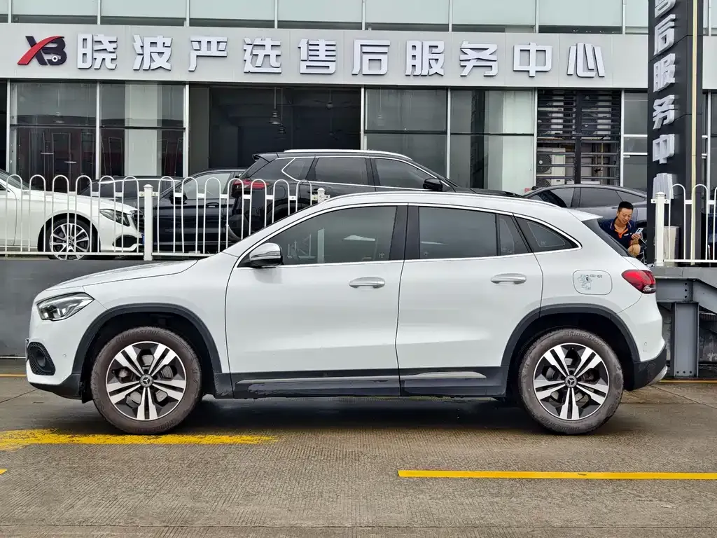 Mercedes-Benz GLA — фото 9