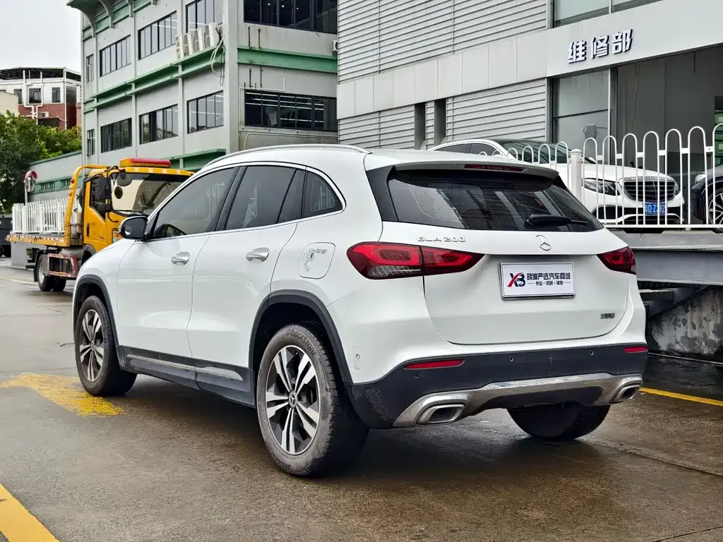 Mercedes-Benz GLA — фото 3