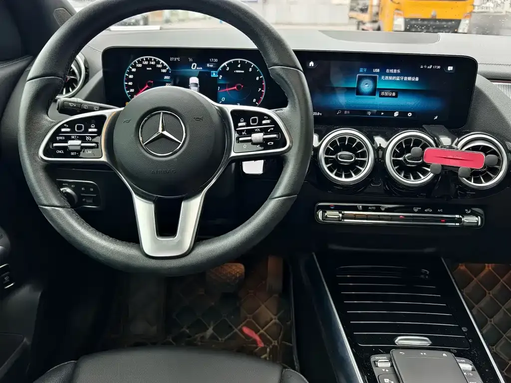 Mercedes-Benz GLA — фото 4
