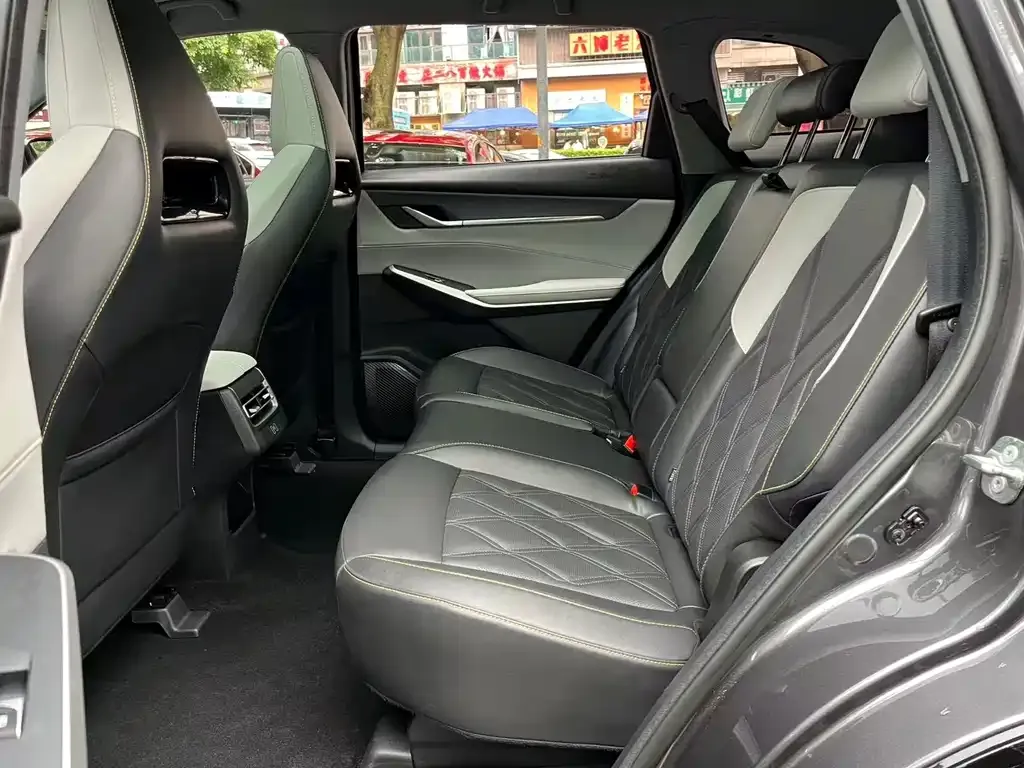 Changan CS75PLUS — фото 3