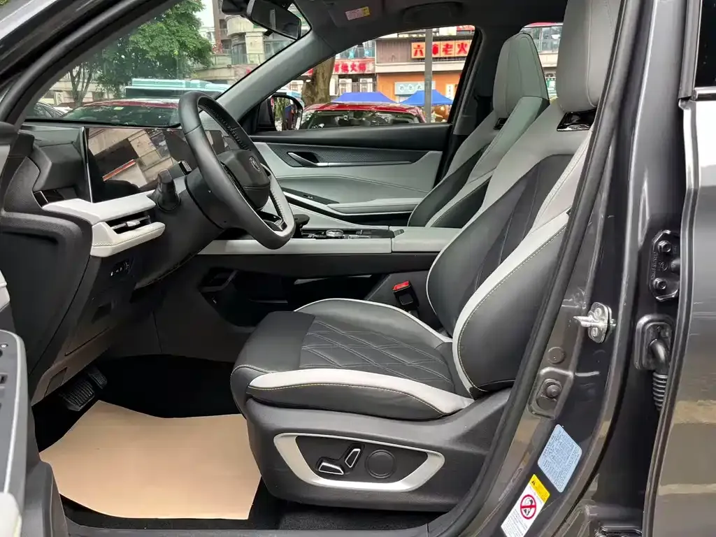 Changan CS75PLUS — фото 2