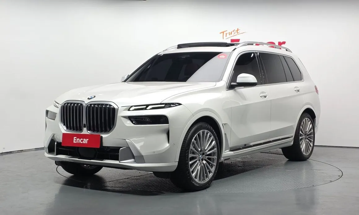 BMW X7 — фото 1