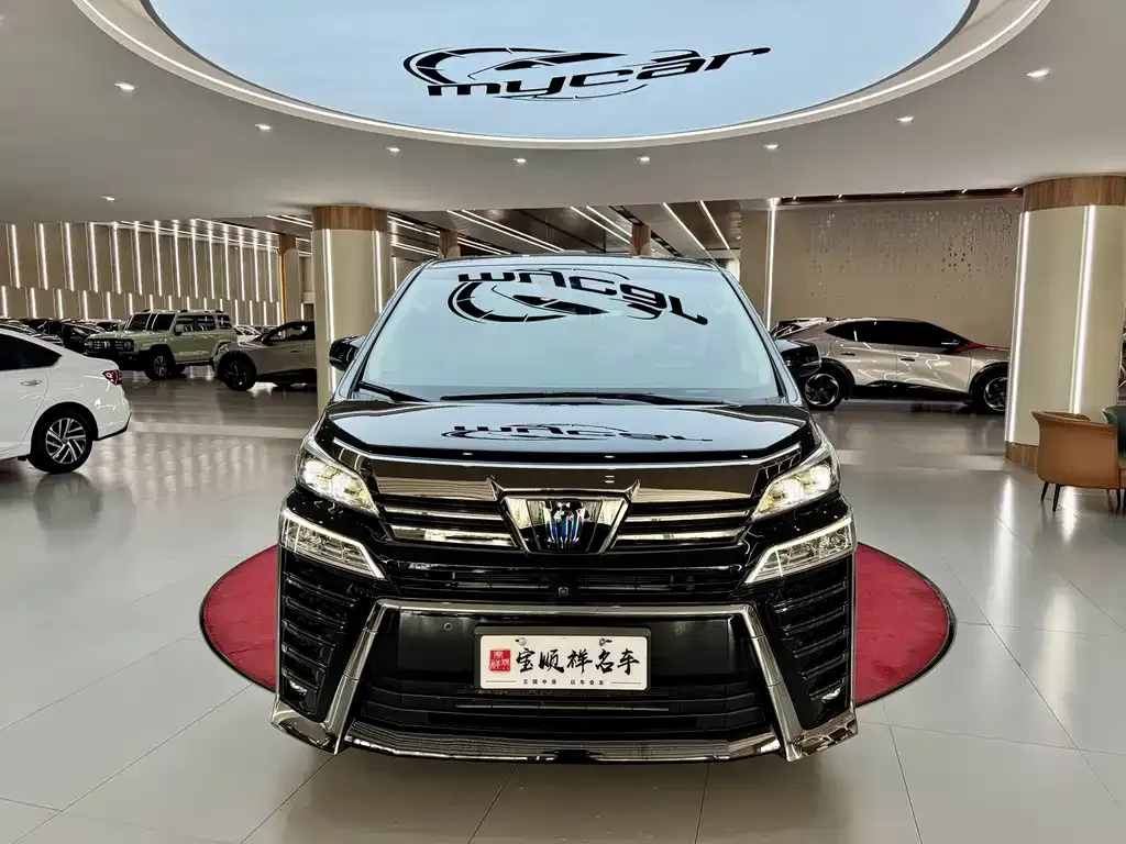 Toyota Vellfire — фото 9