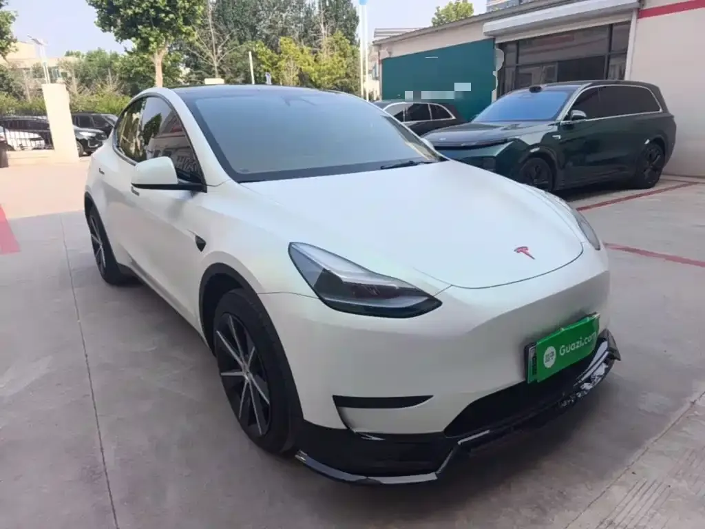 Tesla Model Y — фото 7