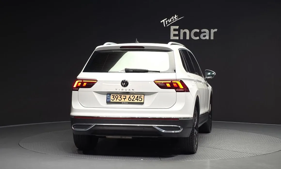 Volkswagen Tiguan — фото 5