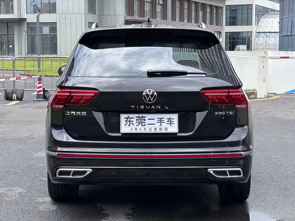 Volkswagen Tiguan L — фото 8