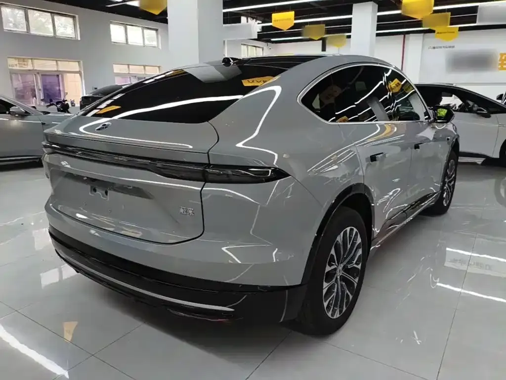 NIO EC6 — фото 10