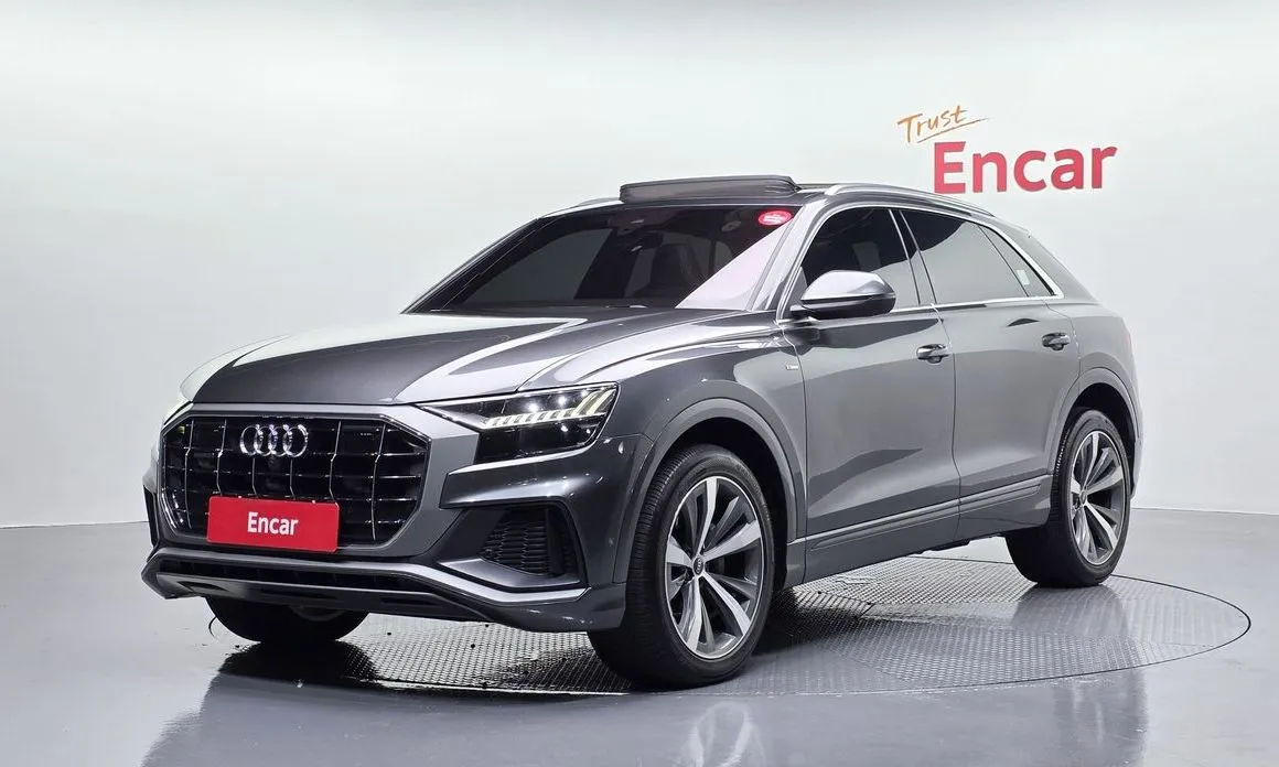 Audi Q8