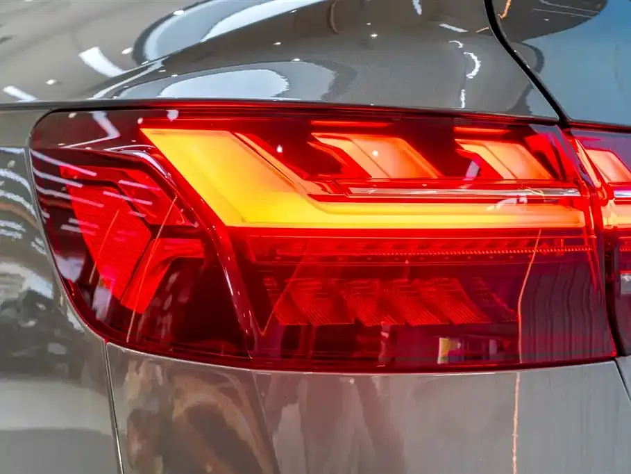Audi S4 — фото 10