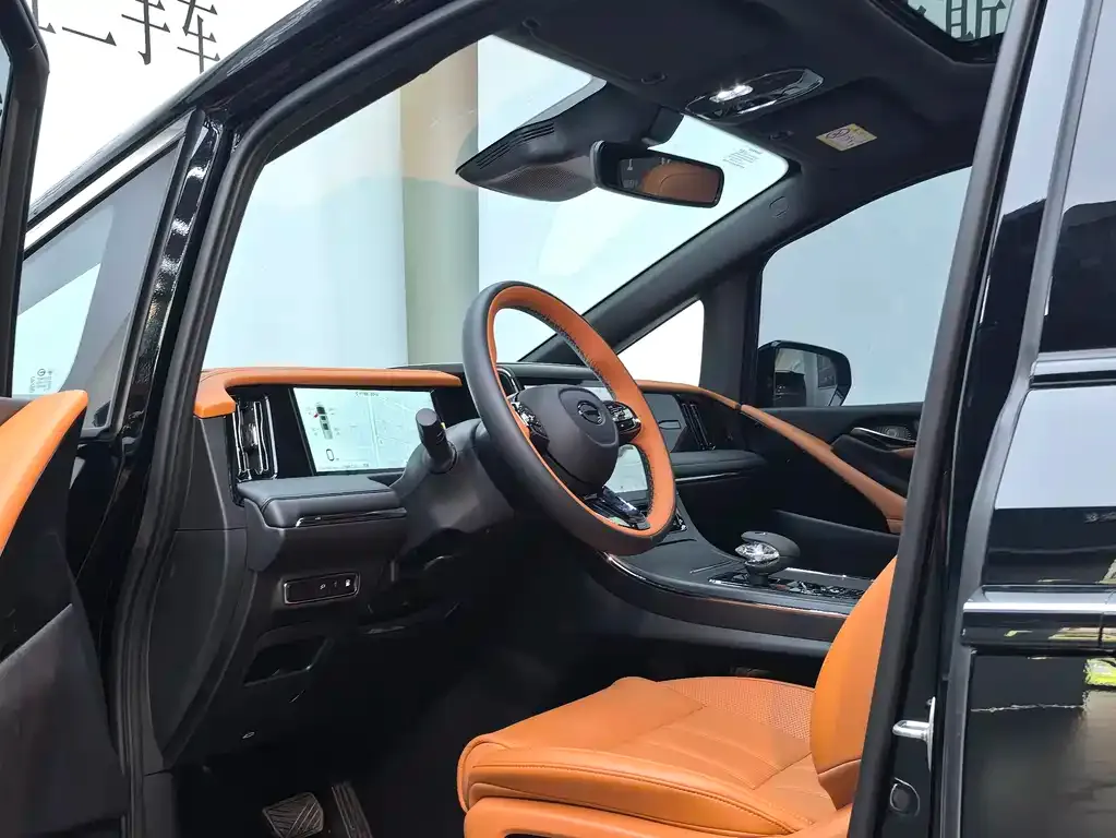 GAC Motor Trumpchi M8 — фото 3