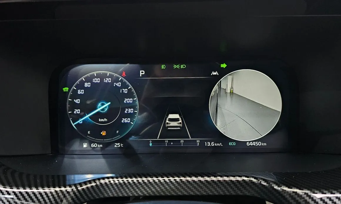 Kia Sorento — фото 7