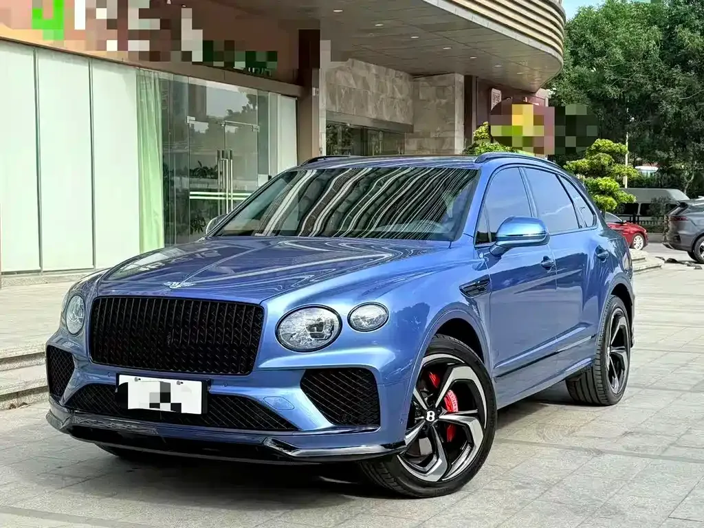 Bentley Bentayga — фото 1