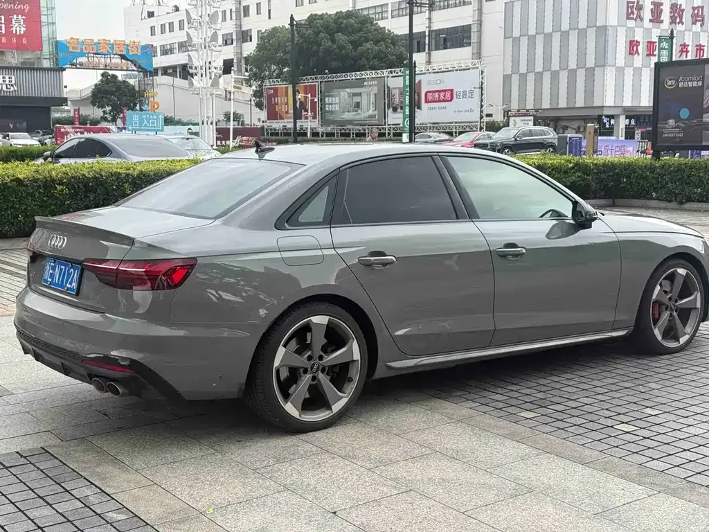 Audi S4 2021 из CN, фото 4